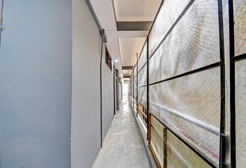 هتل Oyo Flagship 81340  Diamond Inns