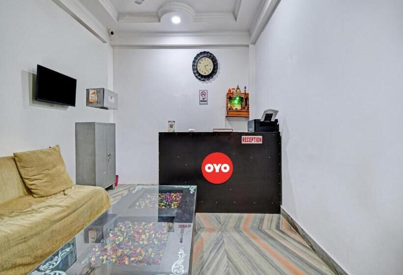 هتل Oyo Flagship 81340  Diamond Inns