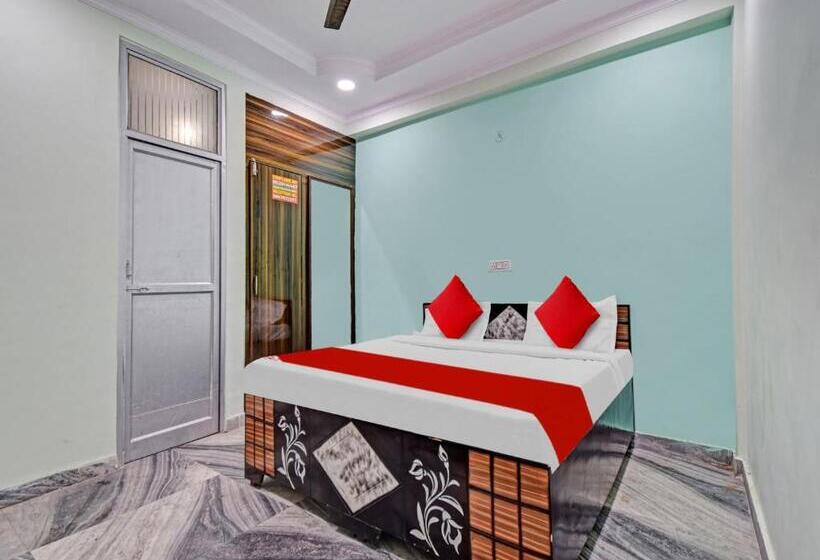 هتل Oyo Flagship 81340  Diamond Inns