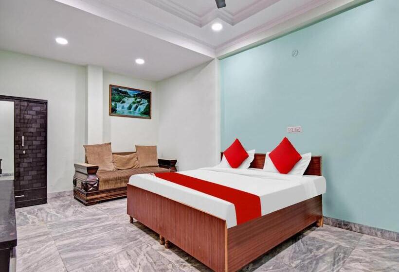 هتل Oyo Flagship 81340  Diamond Inns