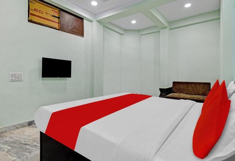 هتل Oyo Flagship 81340  Diamond Inns
