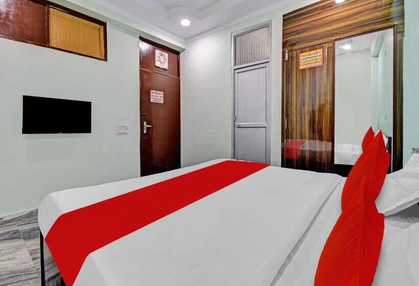 هتل Oyo Flagship 81340  Diamond Inns