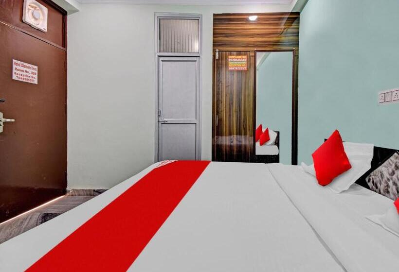 هتل Oyo Flagship 81340  Diamond Inns