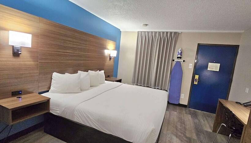 هتل Surestay Studio By Best Western Victoria