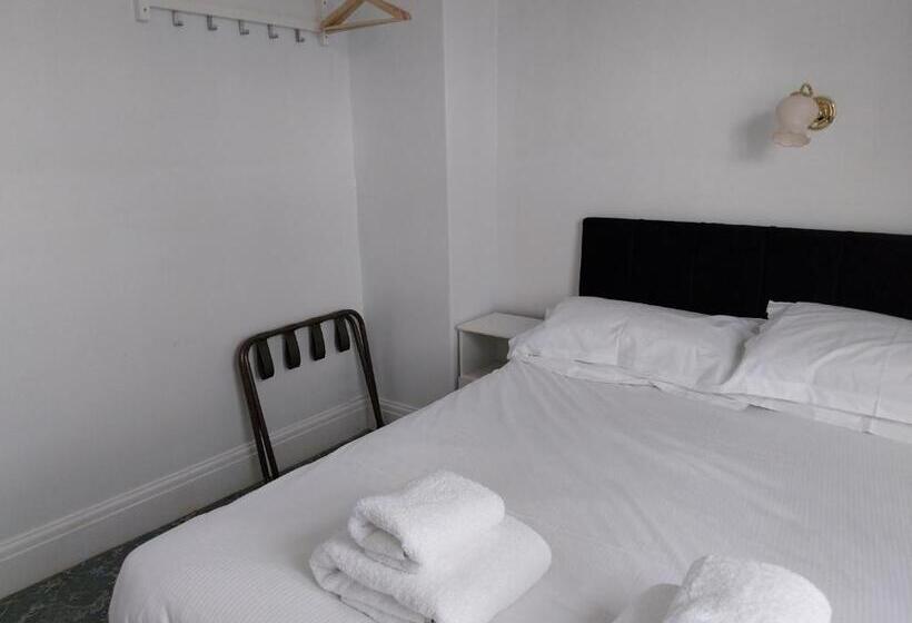 פנסיון Columbus Rooms