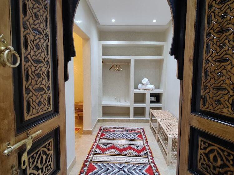 ریاض Le Palais Averroes   Adults Only