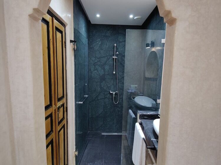 ریاض Le Palais Averroes   Adults Only