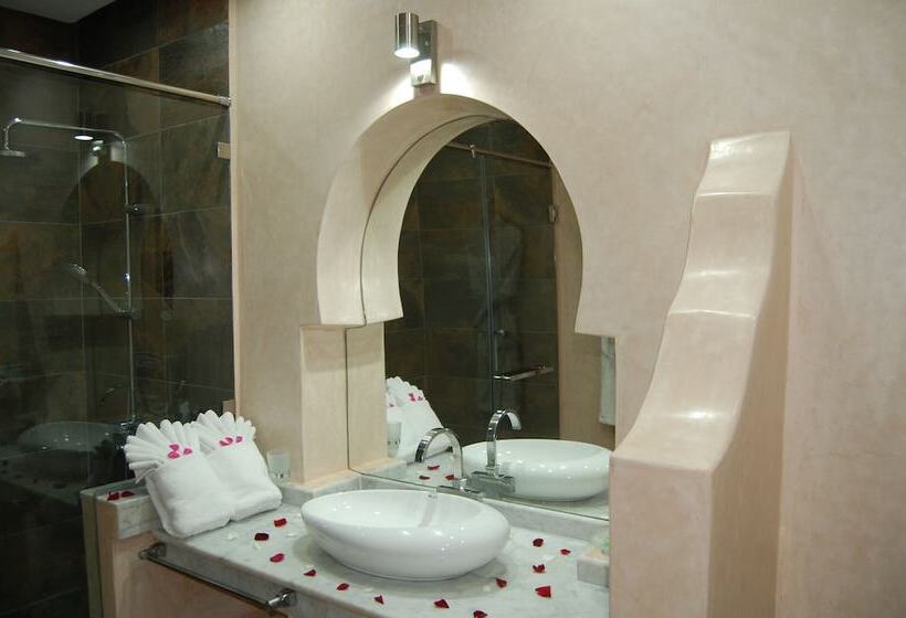 ریاض Le Palais Averroes   Adults Only