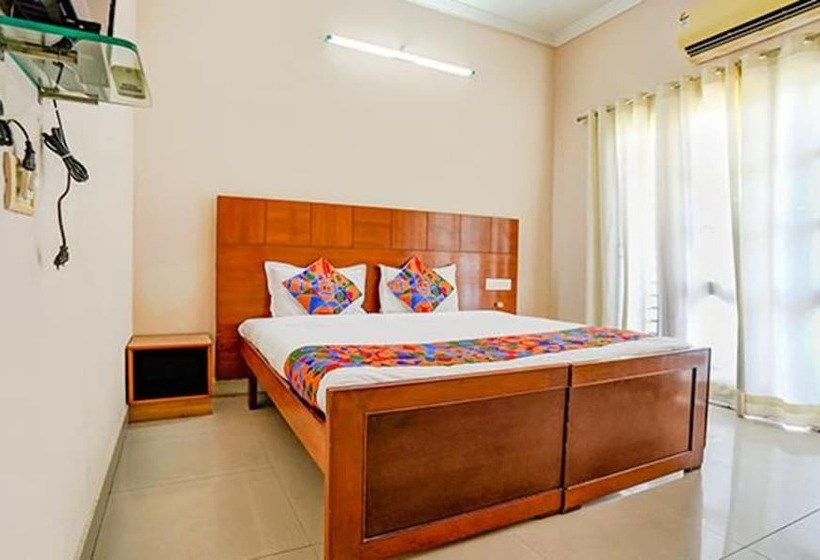 هتل Fabexpress Garden City