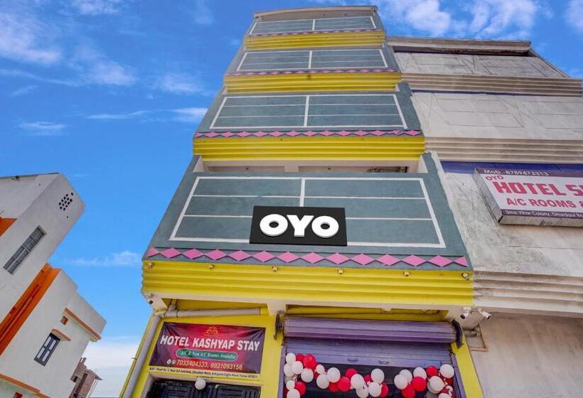 호텔 Oyo Flagship 81323  Kashyap Stay