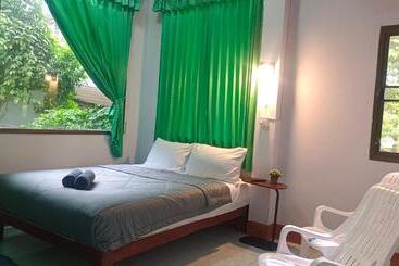 مُتل Mountain View Hostel Krabi Airport Near Wat Thamsuea