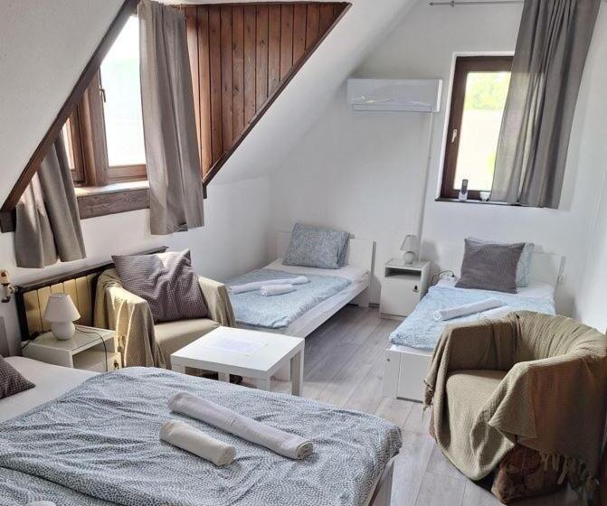 膳宿费 Aniiza Apartman