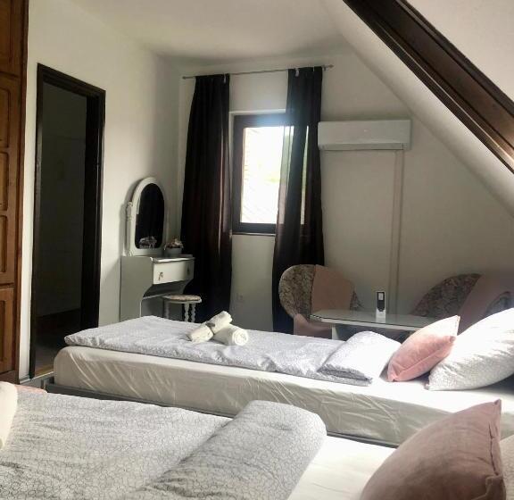 膳宿费 Aniiza Apartman