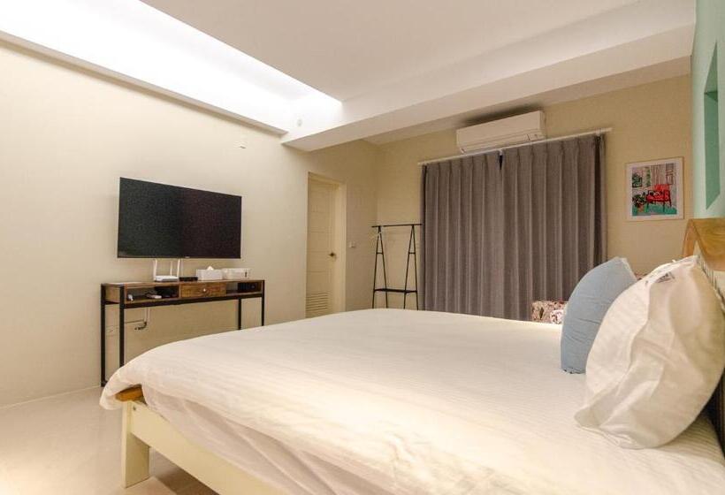 پانسیون Sunshine B&b