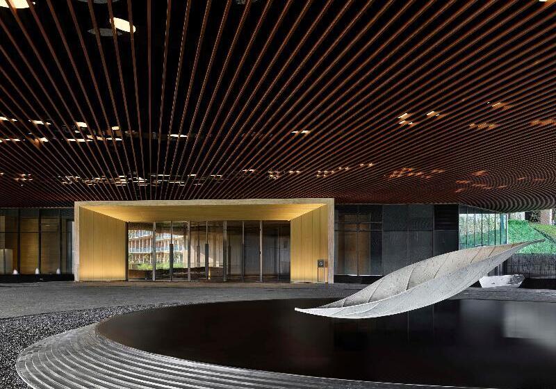 استراحتگاه Hilton Nanjing Niushoushan