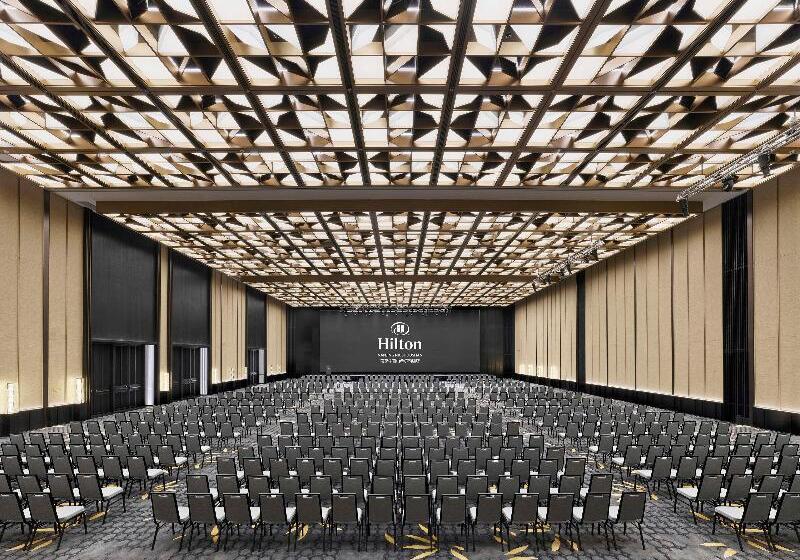استراحتگاه Hilton Nanjing Niushoushan