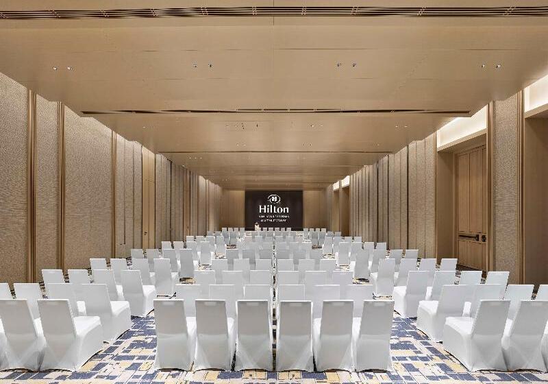 استراحتگاه Hilton Nanjing Niushoushan