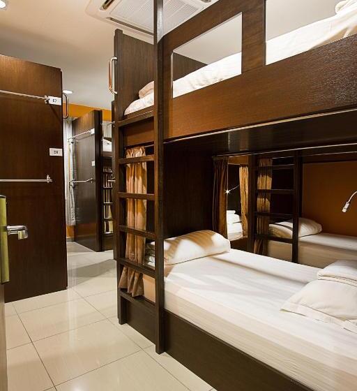 هاستل Sri Packers   Klia