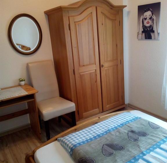 בית מלון כפרי Dom  Betzdorf