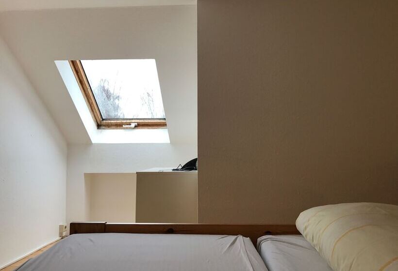 هتل Apartmenthaus Somborn