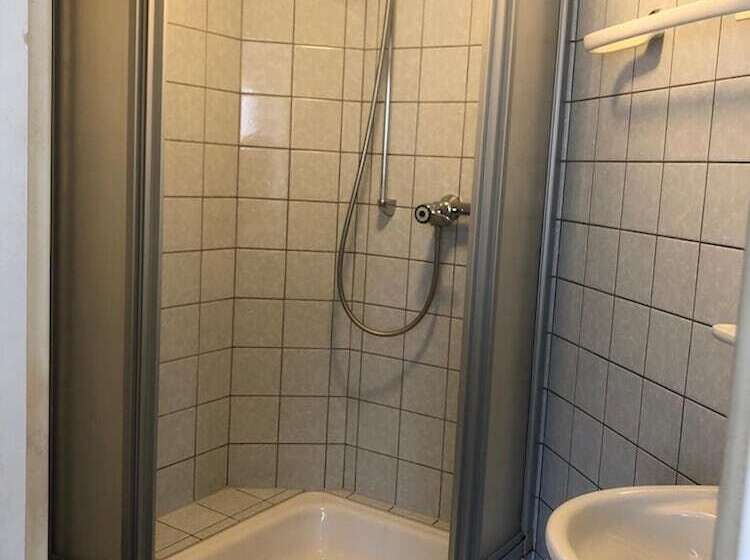 هتل Apartmenthaus Somborn