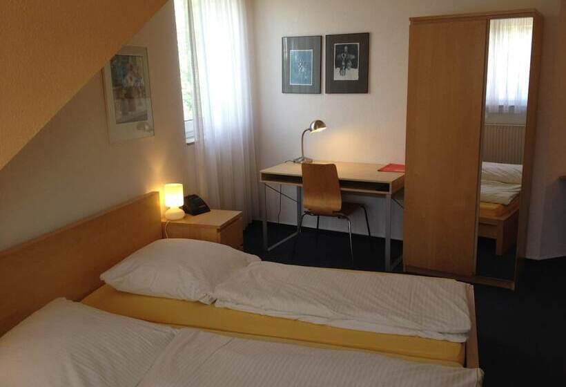 هتل Apartmenthaus Somborn