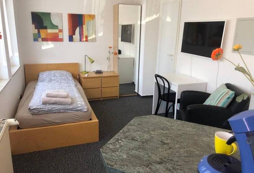 هتل Apartmenthaus Somborn