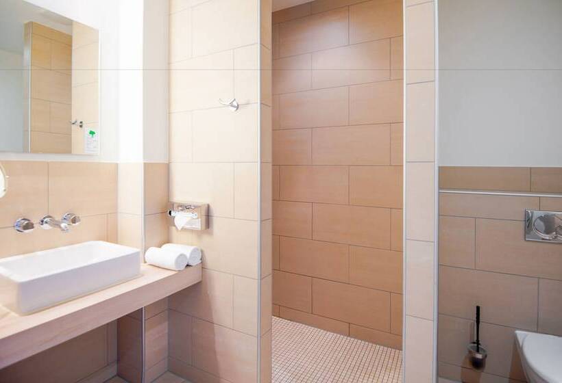 هتل Aspria Hannover