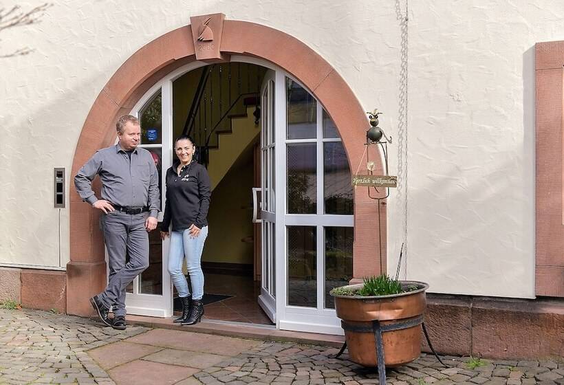 ホテル Chalet Raabe