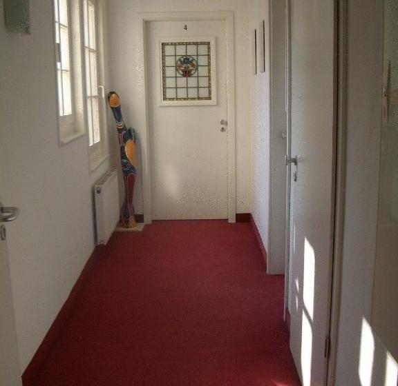 هتل Gasthof Zur Sonne