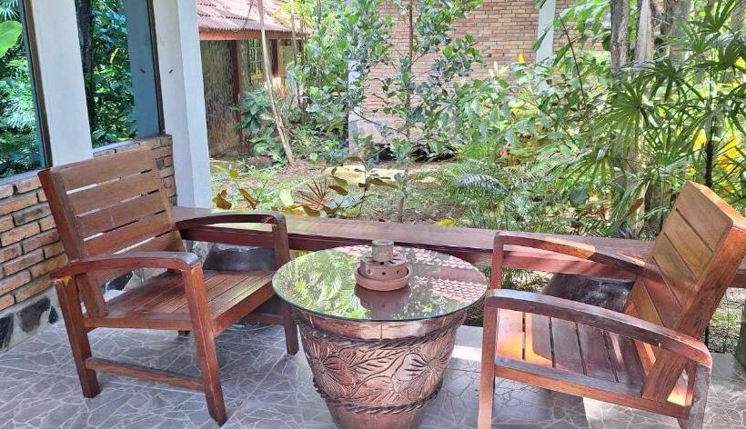 فندق Khaosok And Spa