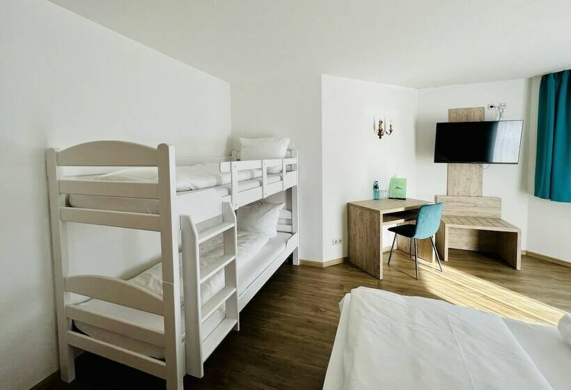 Landhotel Tanneneck Ideal Für Gruppen, Familien Und Hunde