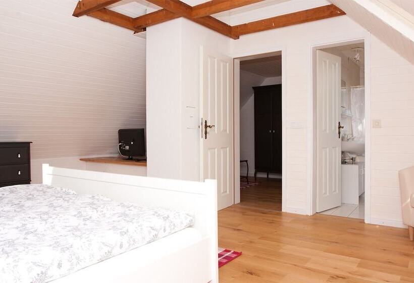 فندق Landhaus Lillesand