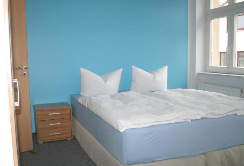 בית מלון כפרי Lindencafe Luckenwalde