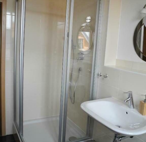 هتل Pension La Rose