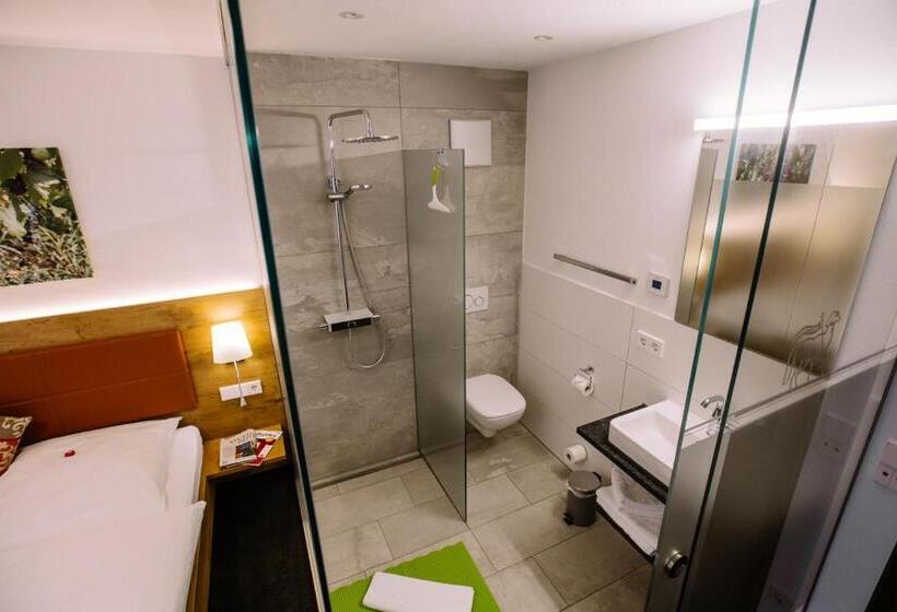 Отель Restaurant Lamm Rosswag