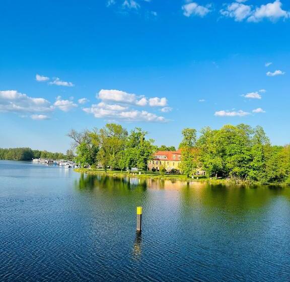 בית מלון כפרי Schloss Zehdenick