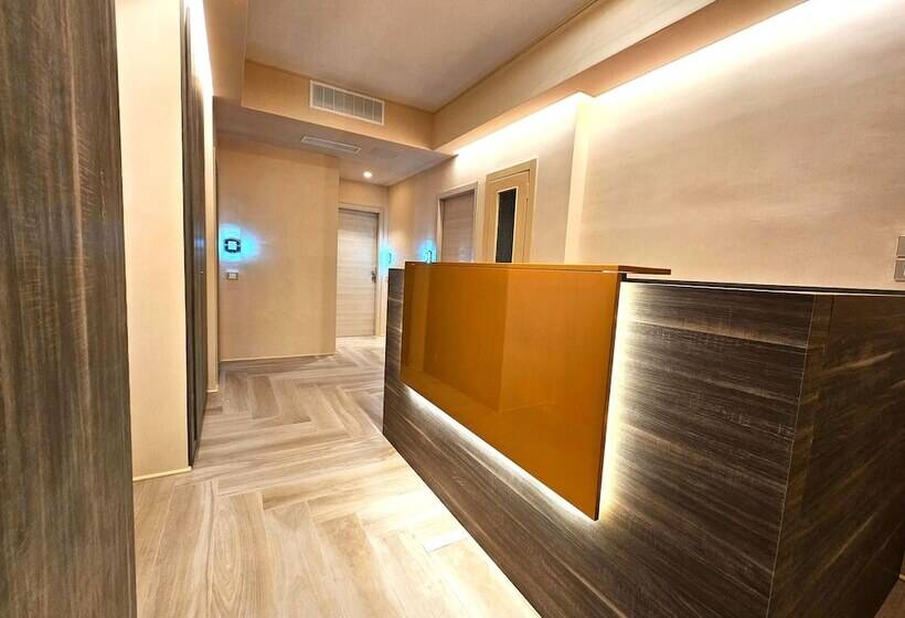 تختخواب و صبحانه Astoria Supreme Modern Boutique Suites