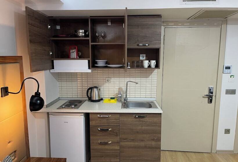 Elegance Suites