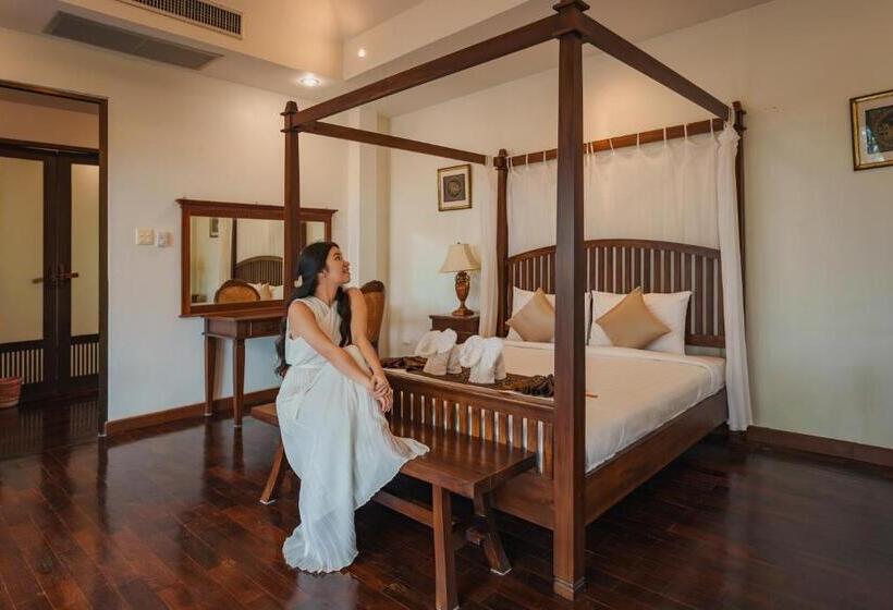 هتل Kooncharaburi Resort   Koh Chang