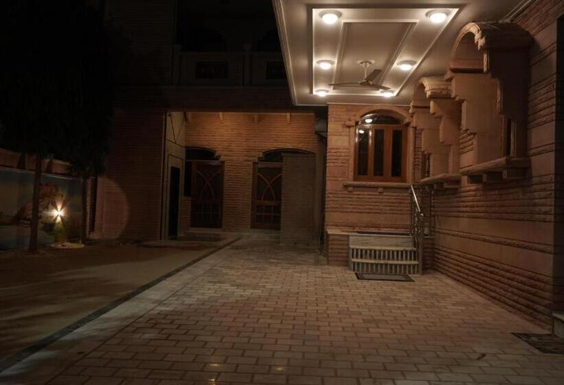 بنسيون The Orchard House   A Boutique