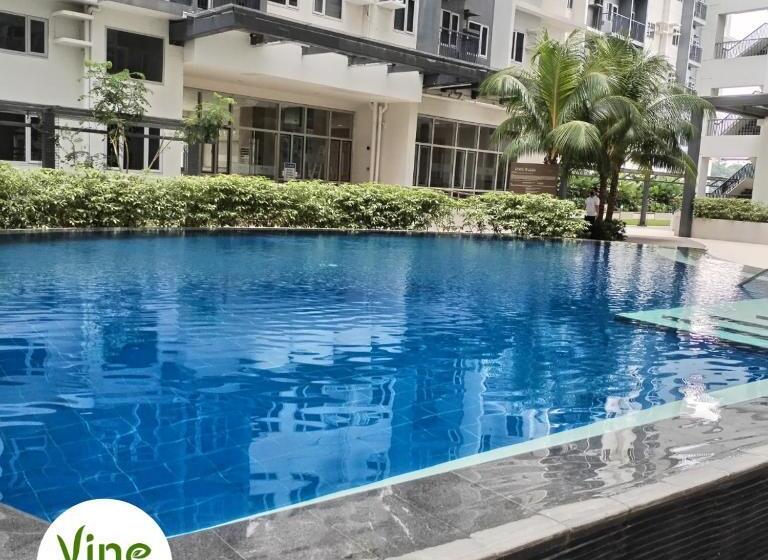 Vine Residences Staycation