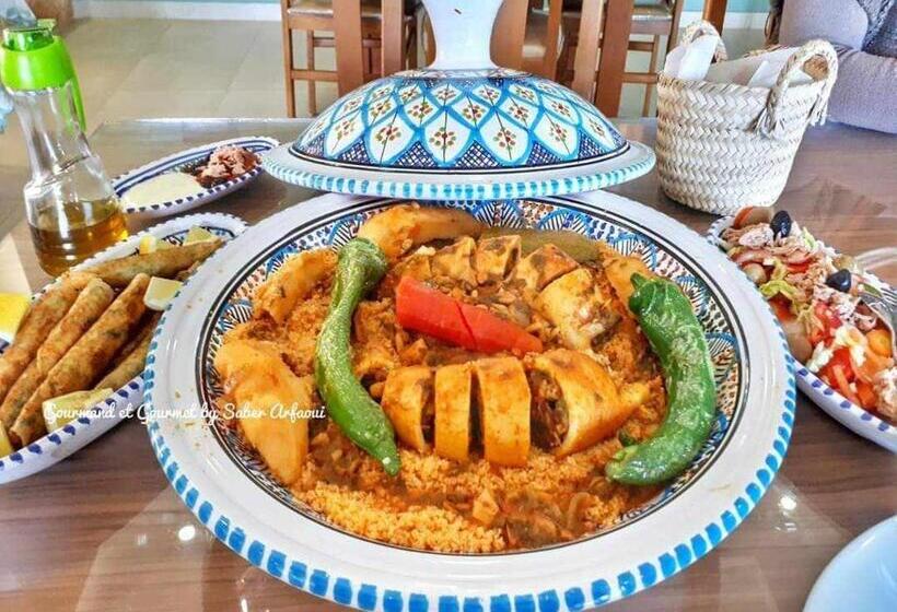 بنسيون Caslune