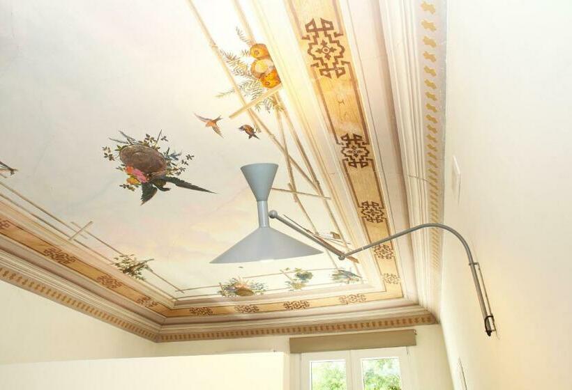 پانسیون Versomare Room & Suite