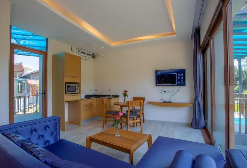 هتل Nakaburi Sanctuary Resort&spa