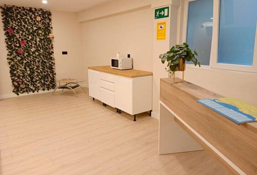 پانسیون Bahia Rooms Cantabria 3000