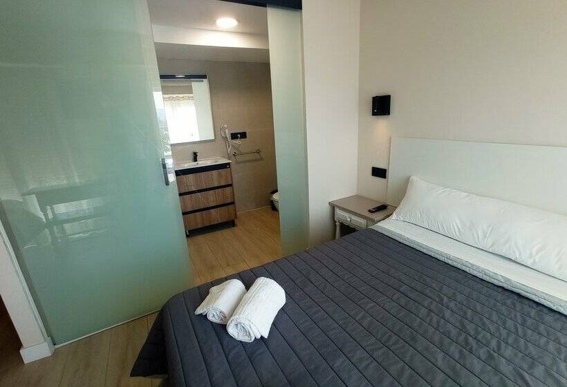 پانسیون Bahia Rooms Cantabria 3000