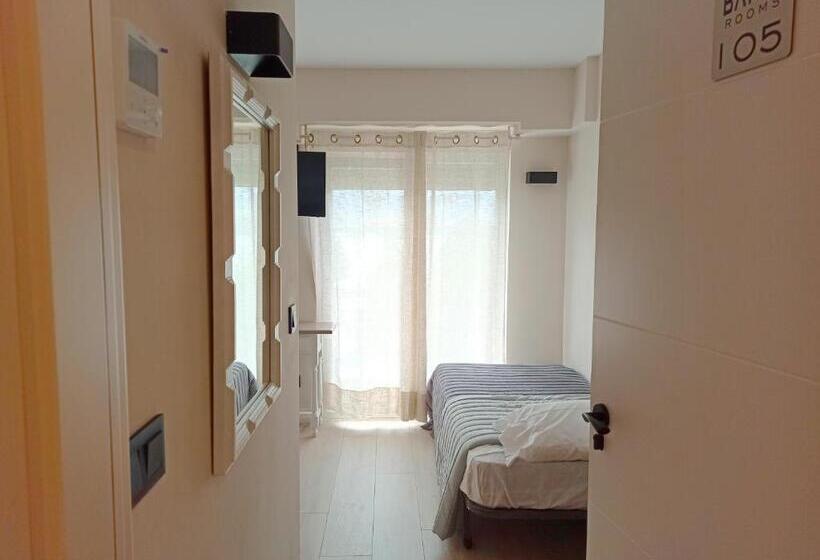 پانسیون Bahia Rooms Cantabria 3000