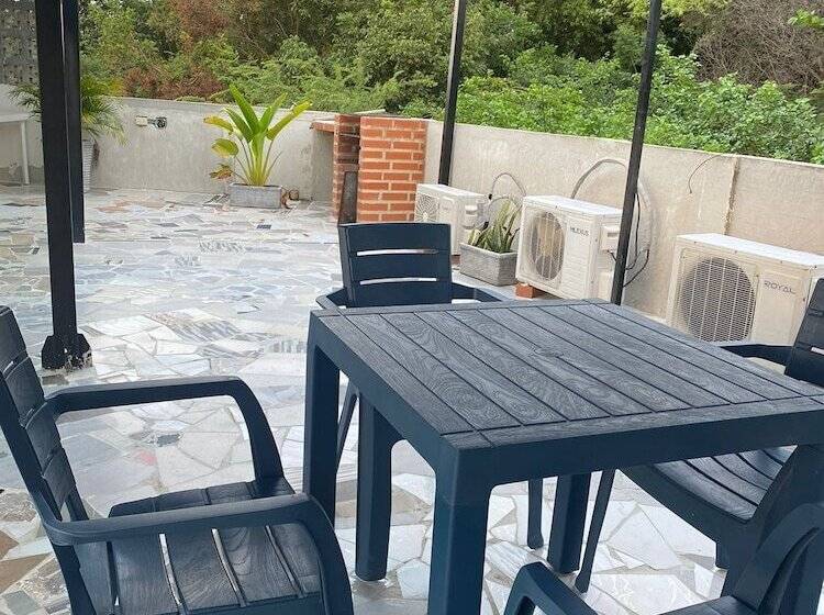 پانسیون Habitaciones Y Aptos Isabella