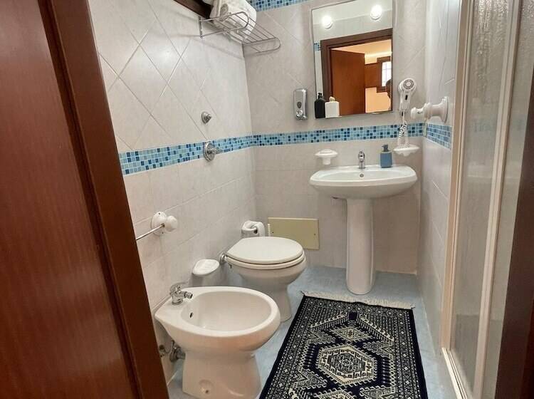 تختخواب و صبحانه L Oasi Di Favignana Room And Charme